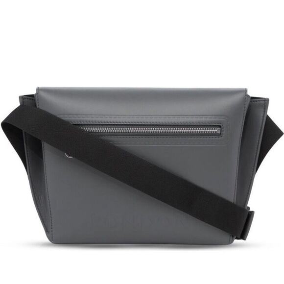 Burberry Leather Horseferry Debossed Logo Messenger Bag Small 8L NWT $1,550 - Picture 2 of 15